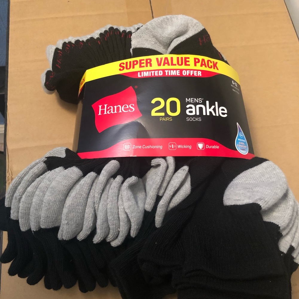 Hanes Men's 20-Pair Cushion Ankle Socks Size 6-12